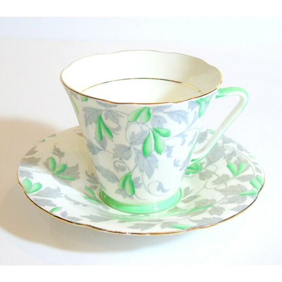 Grafton Ashley Tea Cup & Saucer Set Green White Bone China Gold Rim England Vtg - Picture 8 of 8
